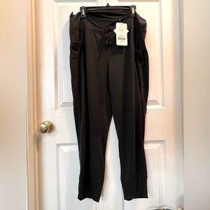 Fabletics Jogger Pants, Black